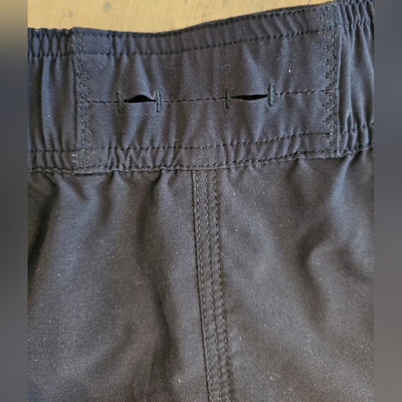 Lululemon Reversible Black/Gray Athletic Shorts - Picture 4 of 10